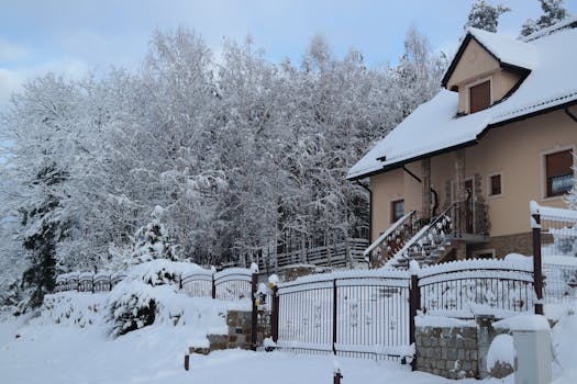 Jak Využít Venkovský Dům v Zimě: Tipy pro Útulný Pobyt